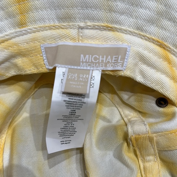 Michael Kors Bucket Hat - Picture 3 of 3